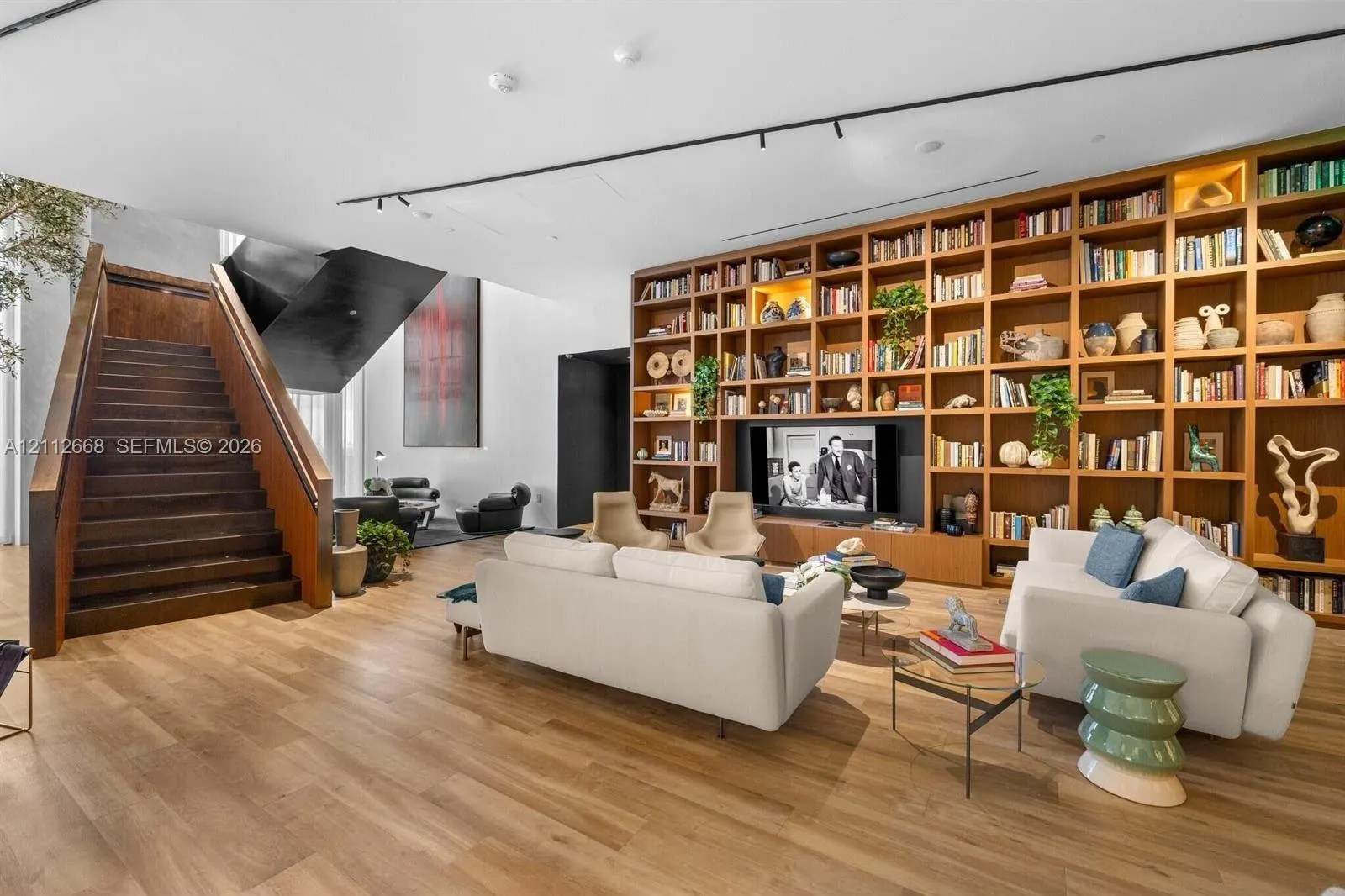 1400 Biscayne Boulevard #1803