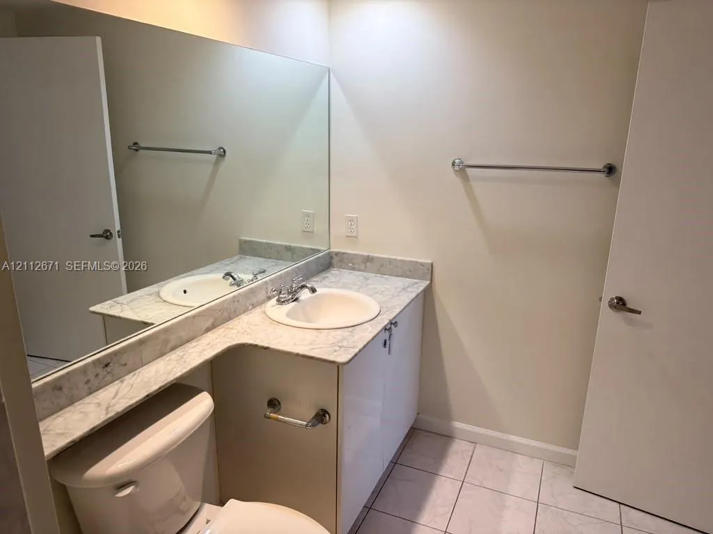 18800 NE 29th Avenue #606