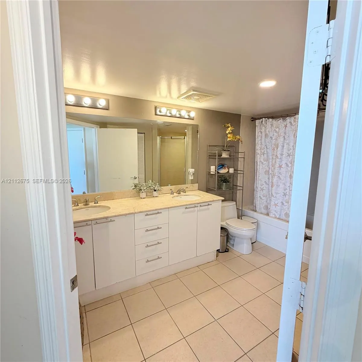 16699 Collins Avenue #1410