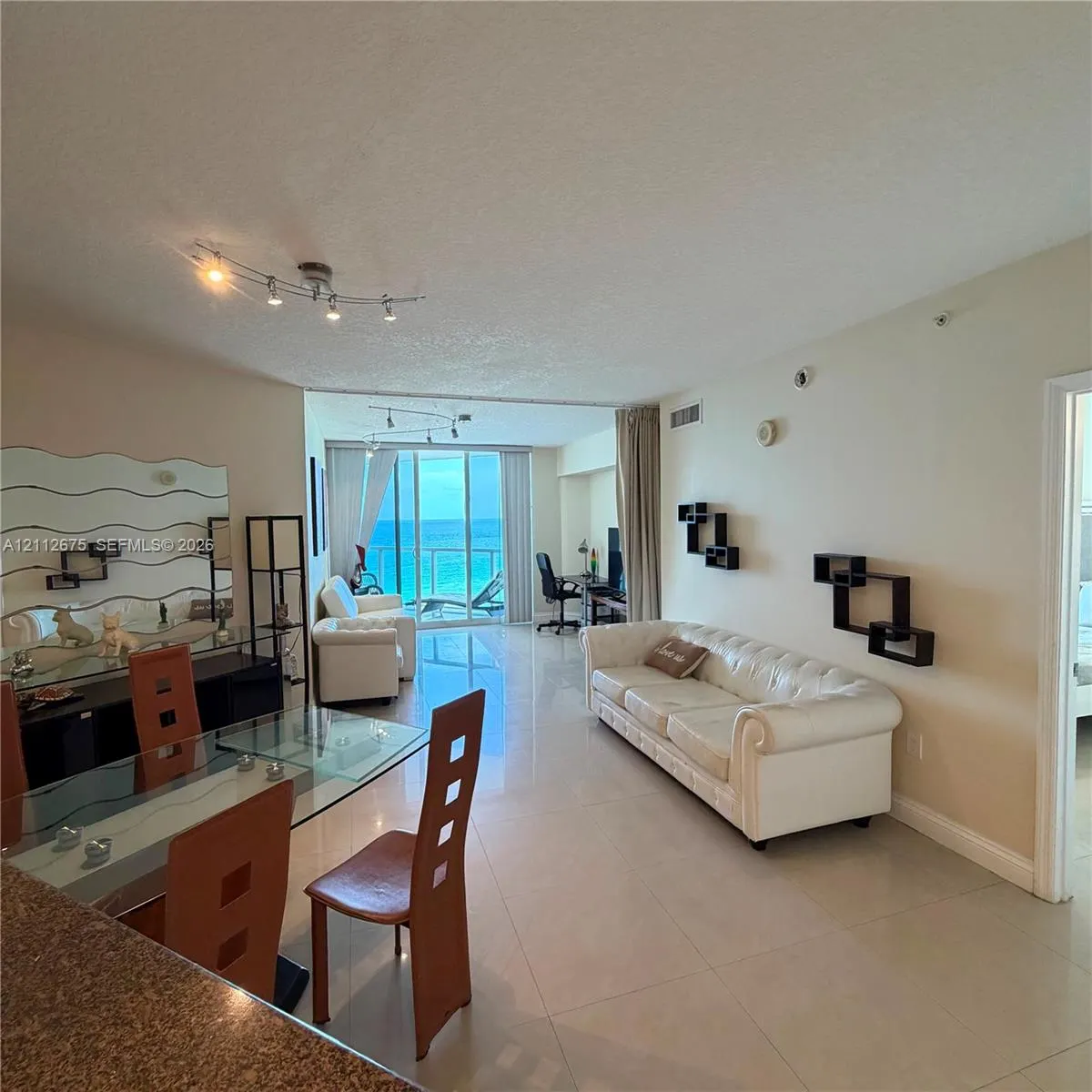 16699 Collins Avenue #1410