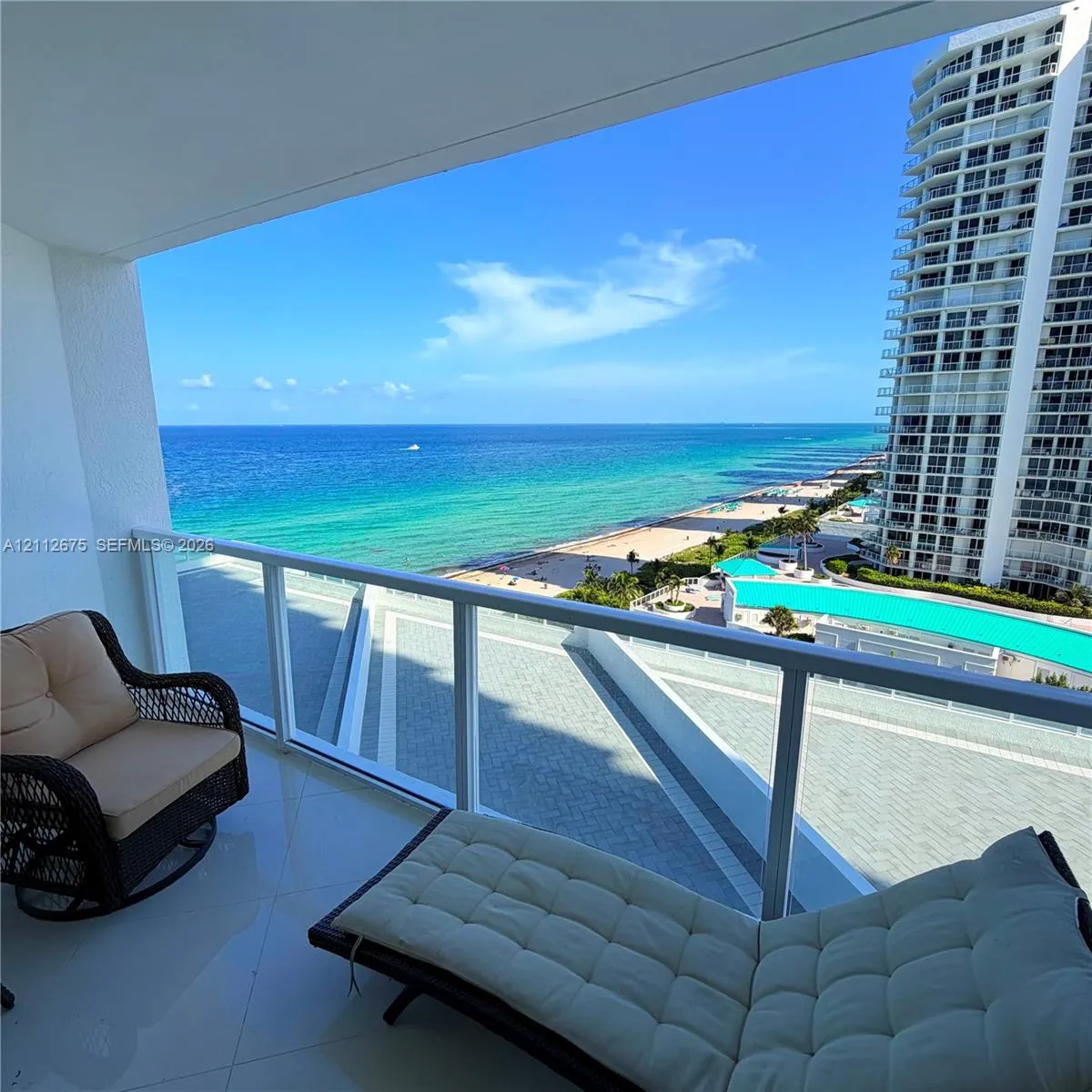 16699 Collins Avenue #1410