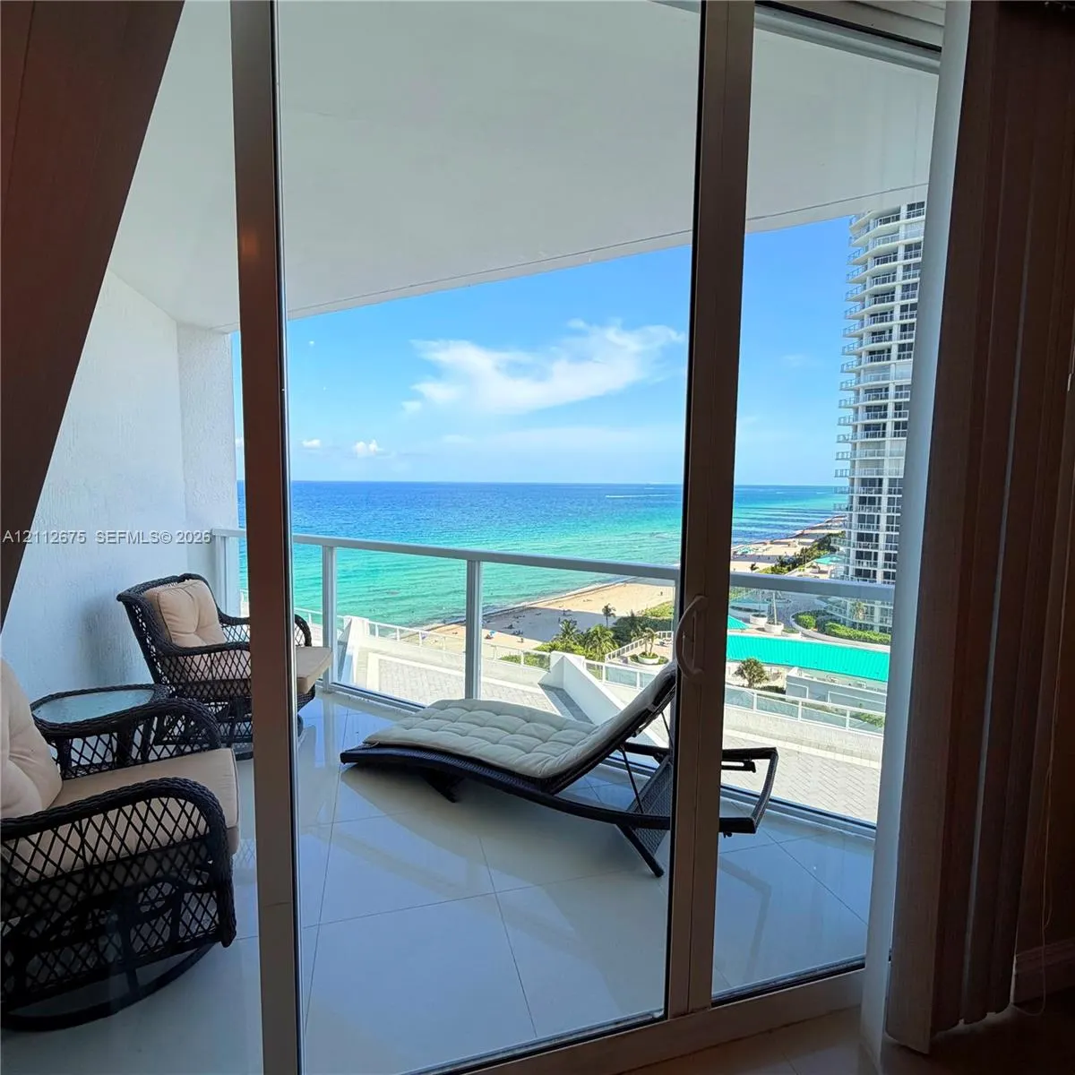 16699 Collins Avenue #1410