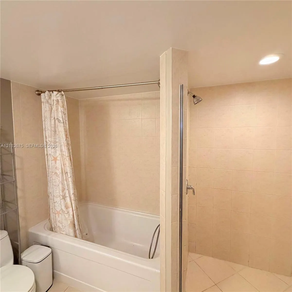 16699 Collins Avenue #1410