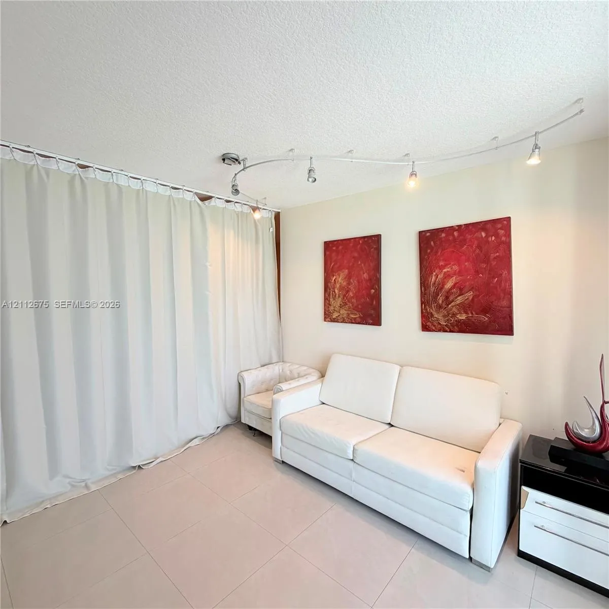 16699 Collins Avenue #1410