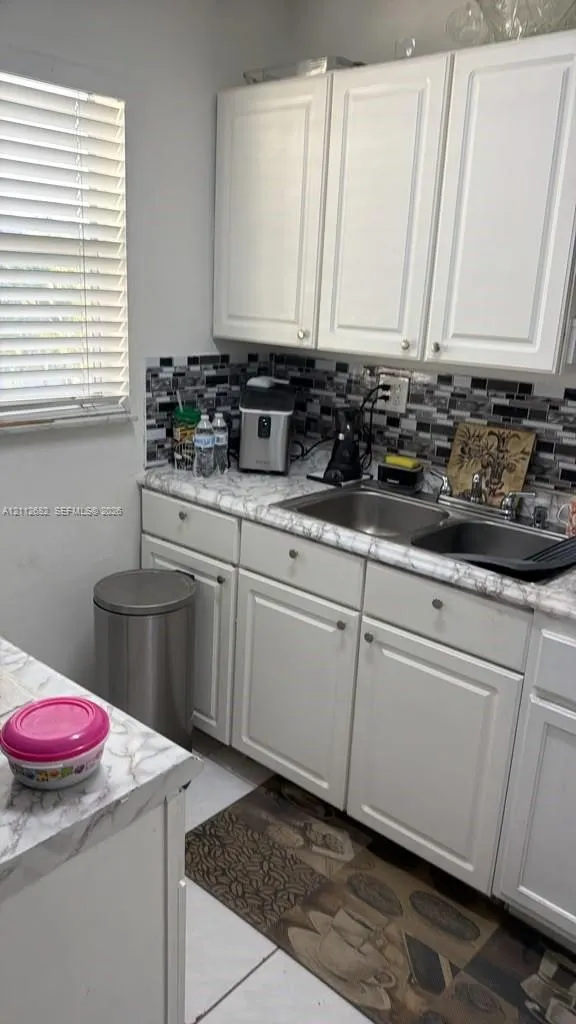 1655 W 44th Place #435