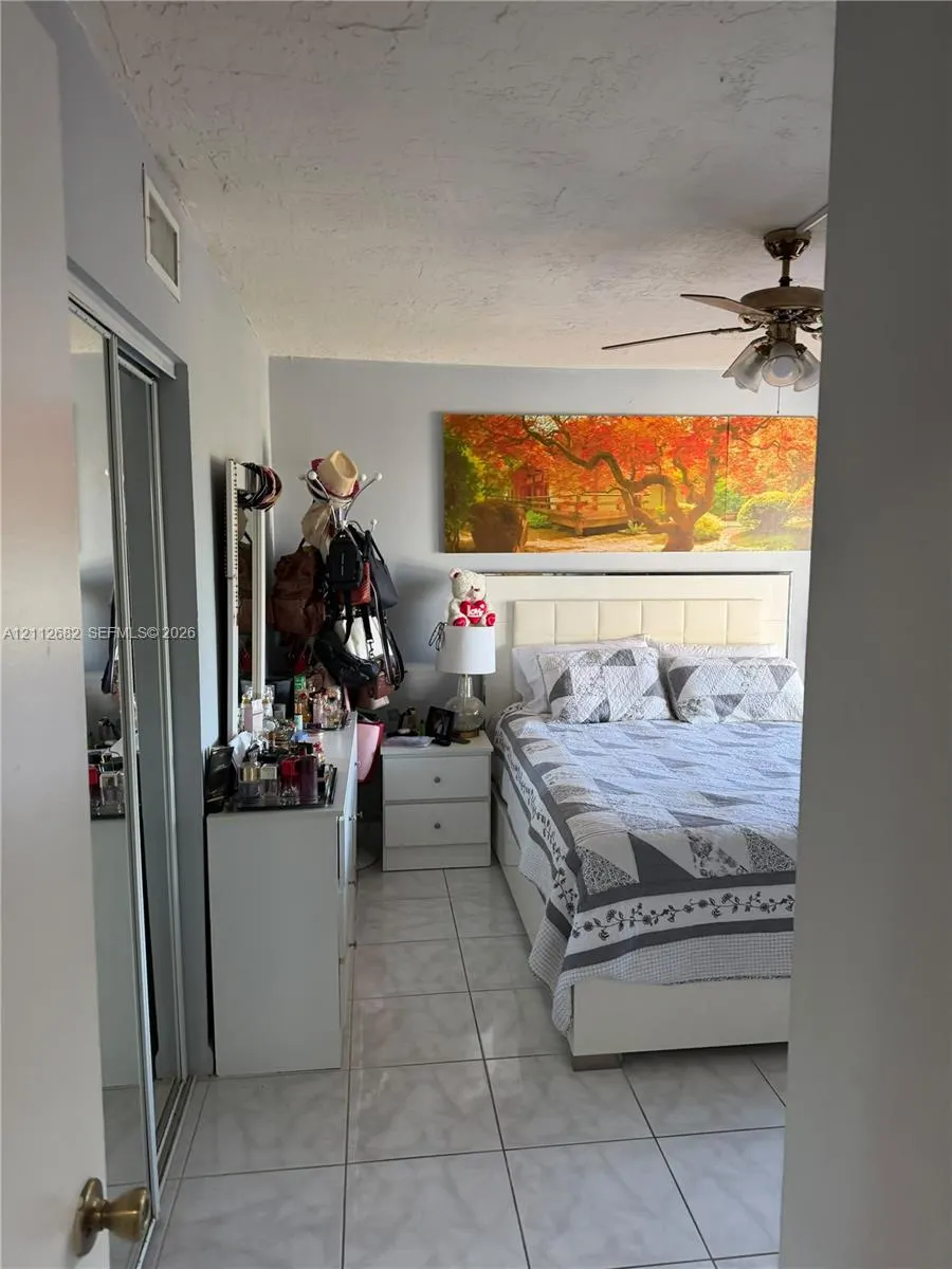 1655 W 44th Place #435