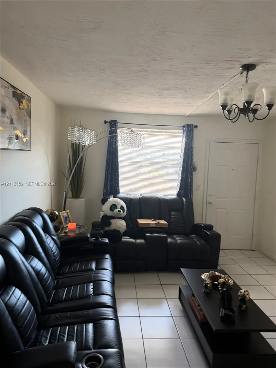 1655 W 44th Place #435