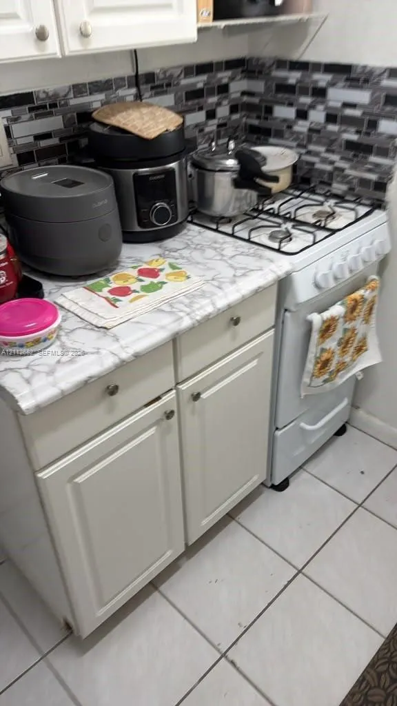 1655 W 44th Place #435