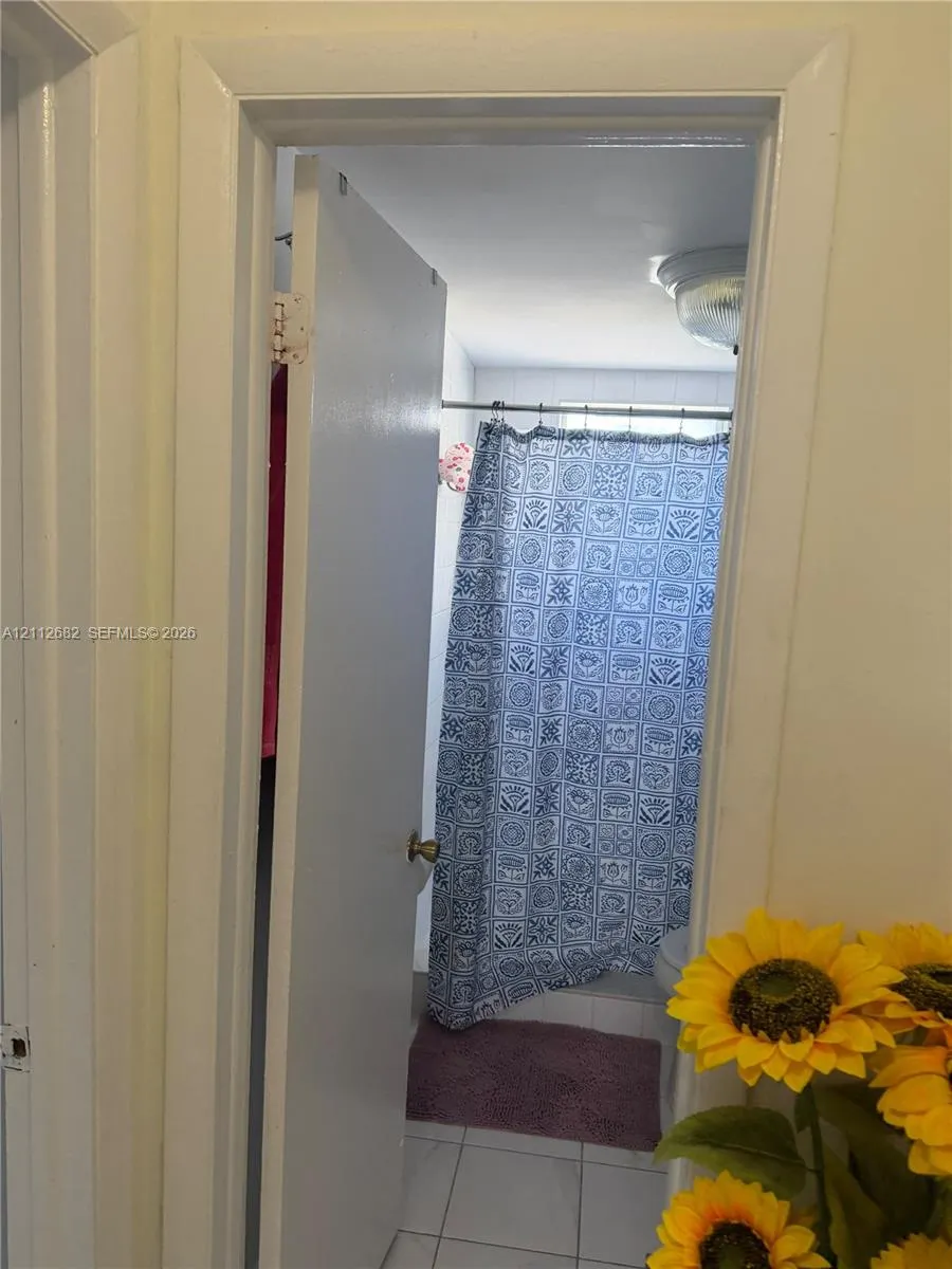 1655 W 44th Place #435