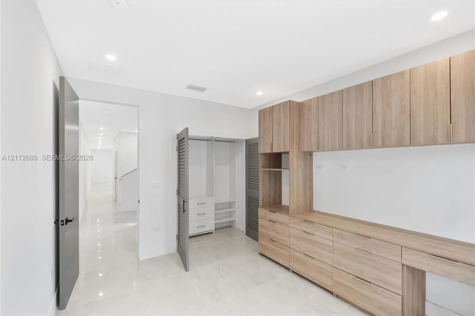 2889 SW 33rd Avenue #2889