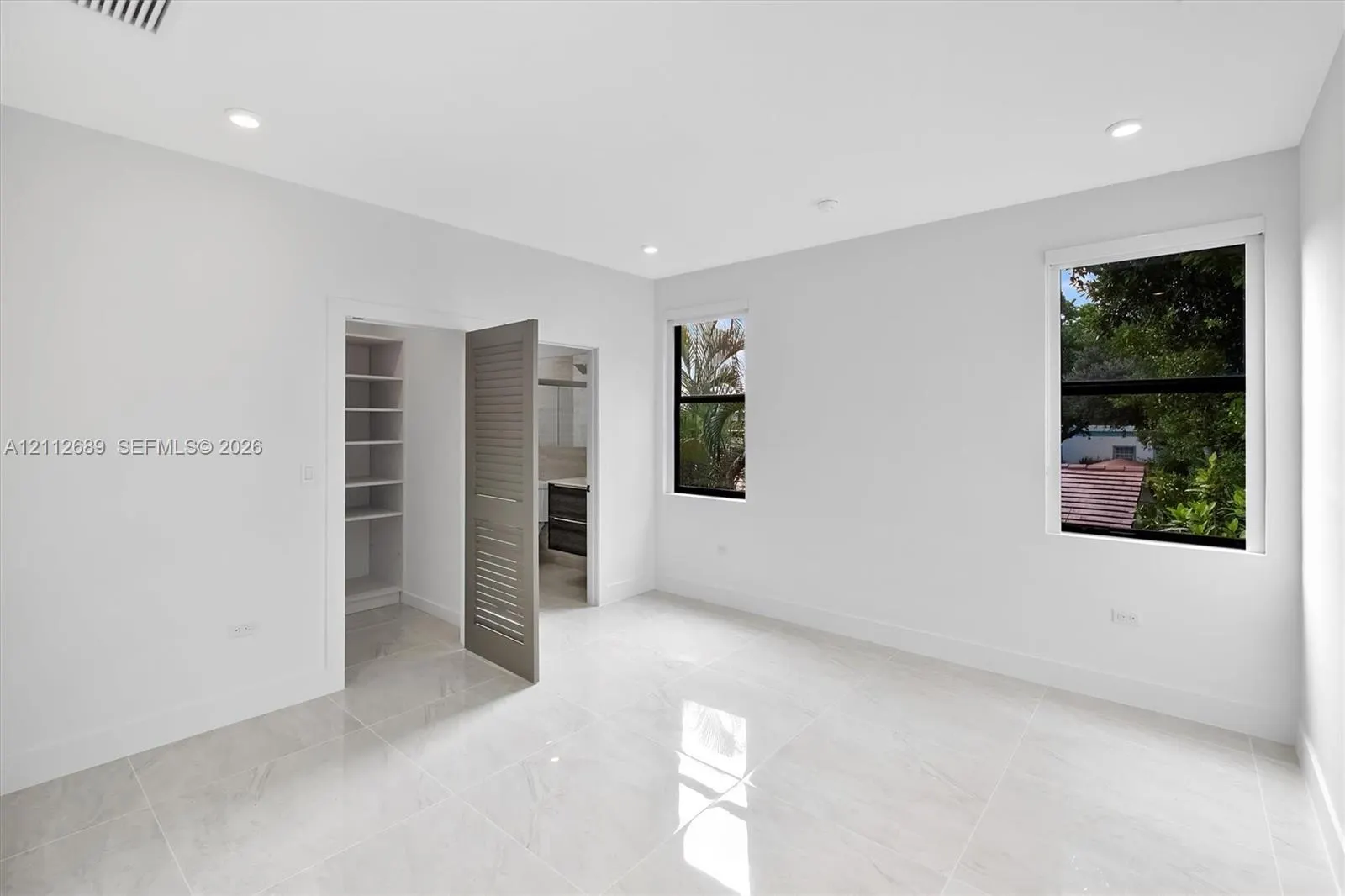 2889 SW 33rd Avenue #2889