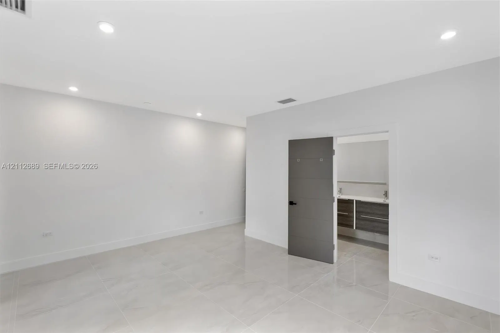 2889 SW 33rd Avenue #2889