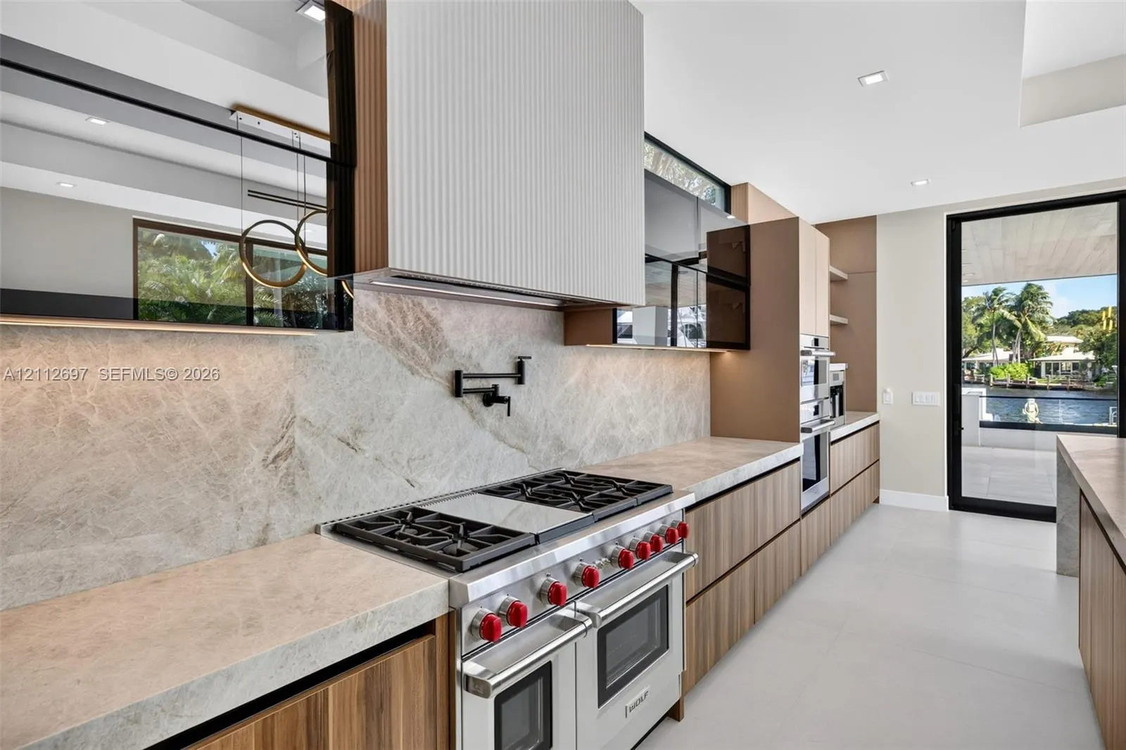 700 SW 12th Avenue