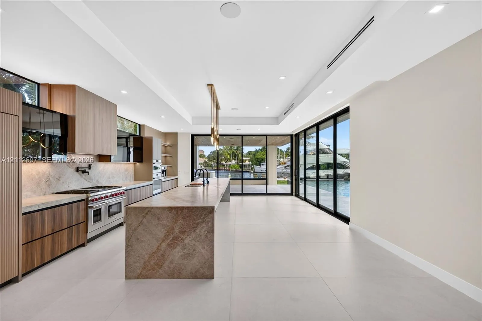 700 SW 12th Avenue