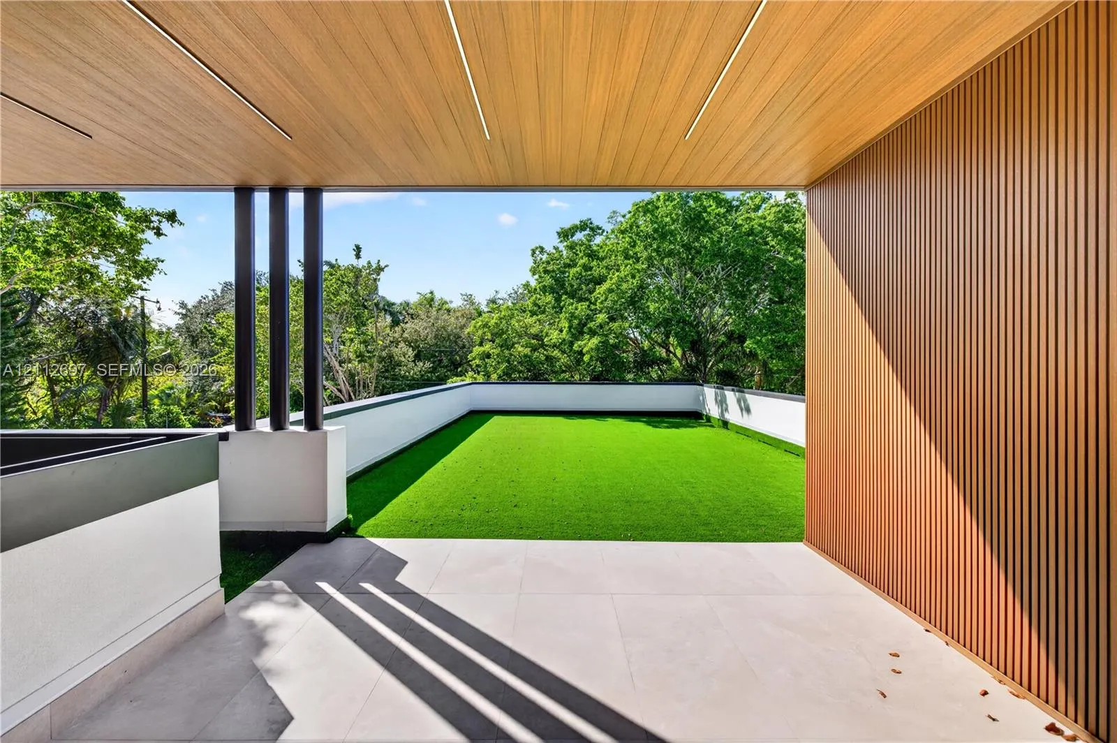 700 SW 12th Avenue