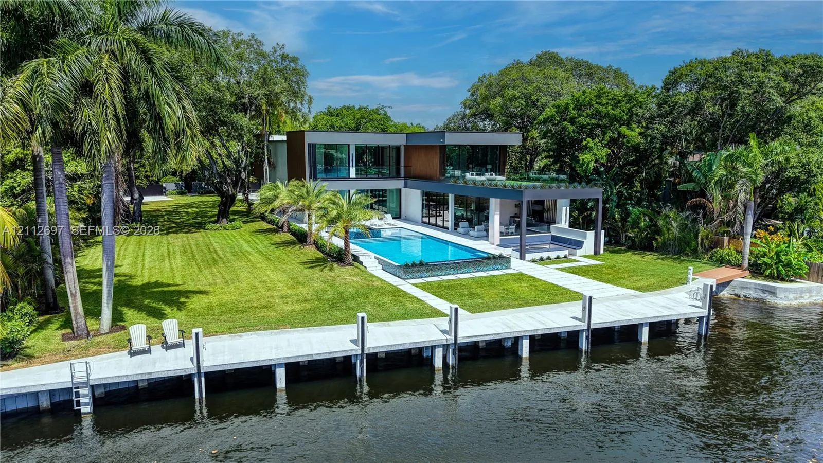 700 SW 12th Avenue