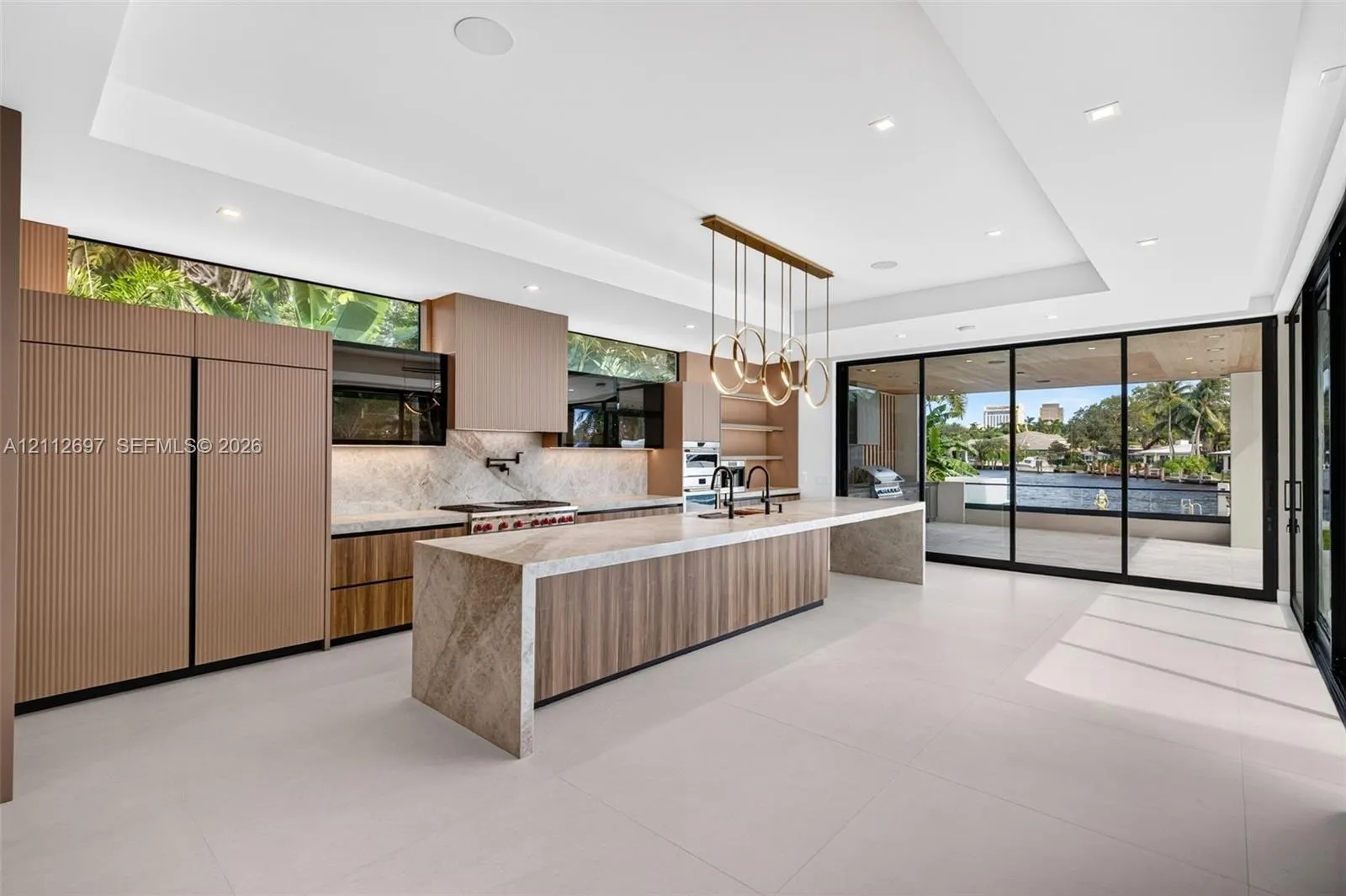 700 SW 12th Avenue
