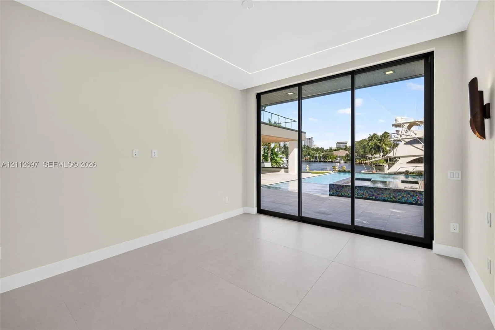 700 SW 12th Avenue