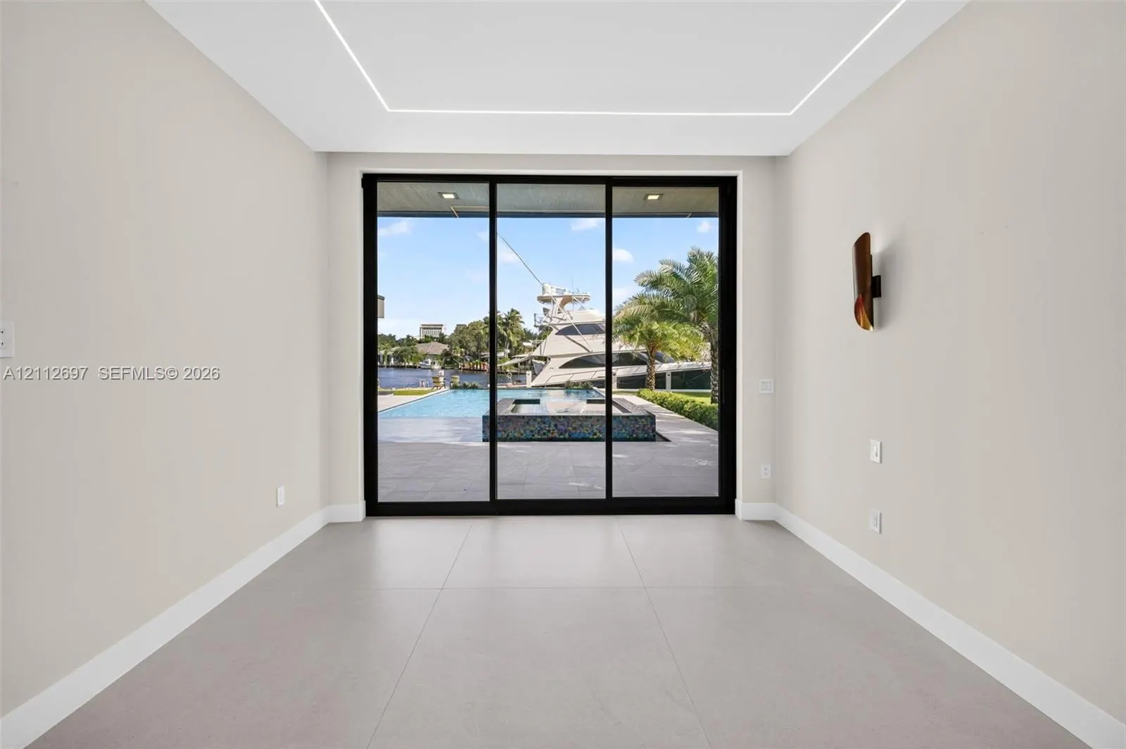 700 SW 12th Avenue
