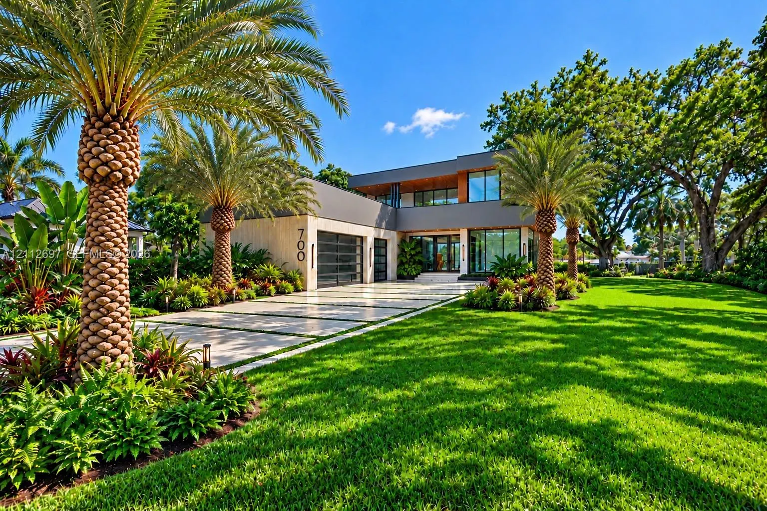 700 SW 12th Avenue