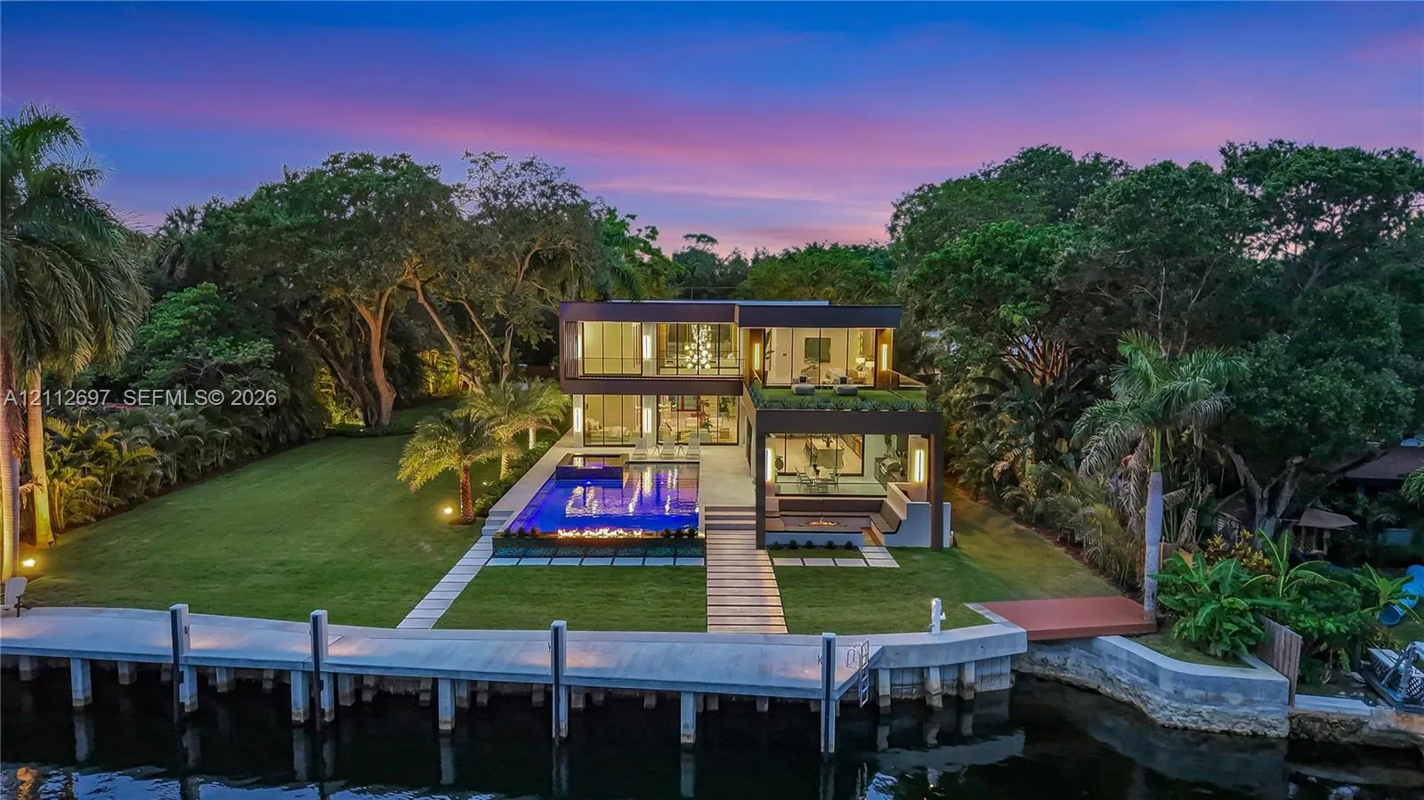 700 SW 12th Avenue