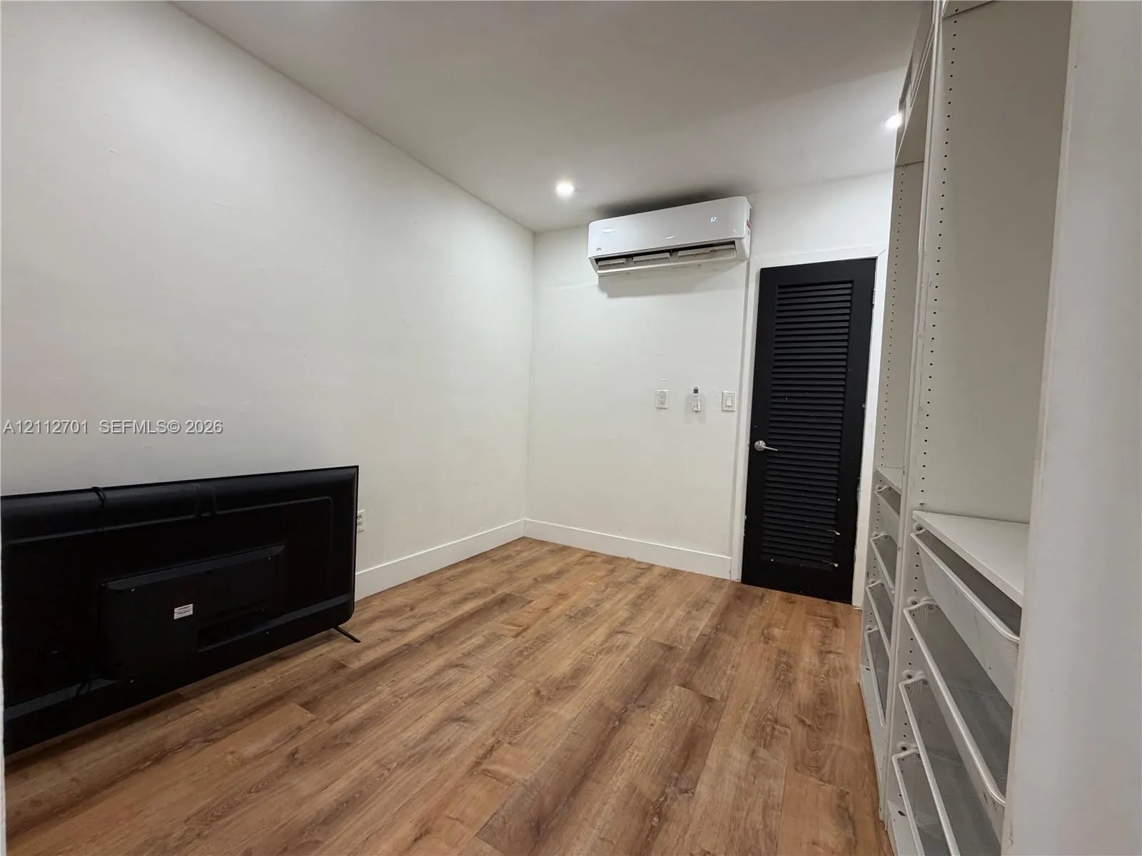 220 N 66th Avenue #B