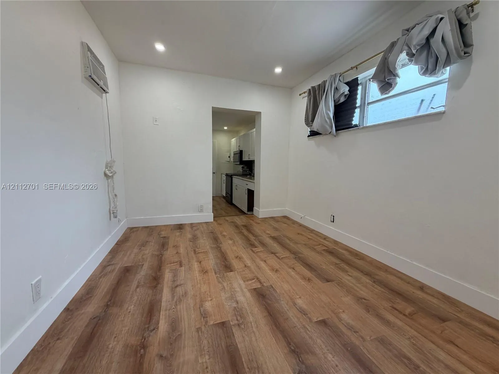 220 N 66th Avenue #B