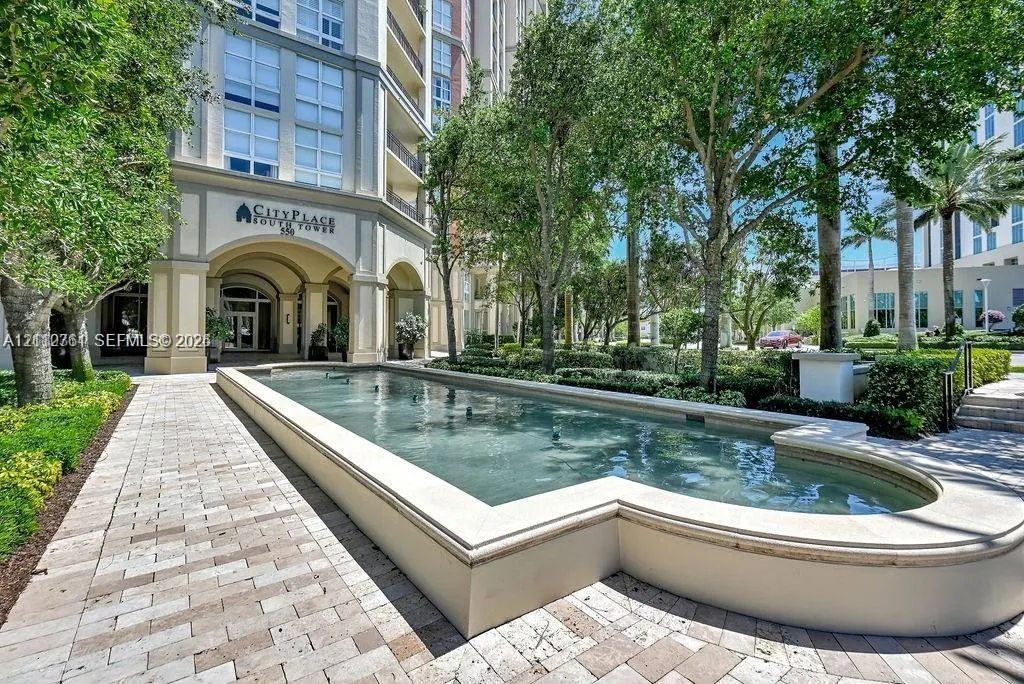 550 Okeechobee Boulevard #224