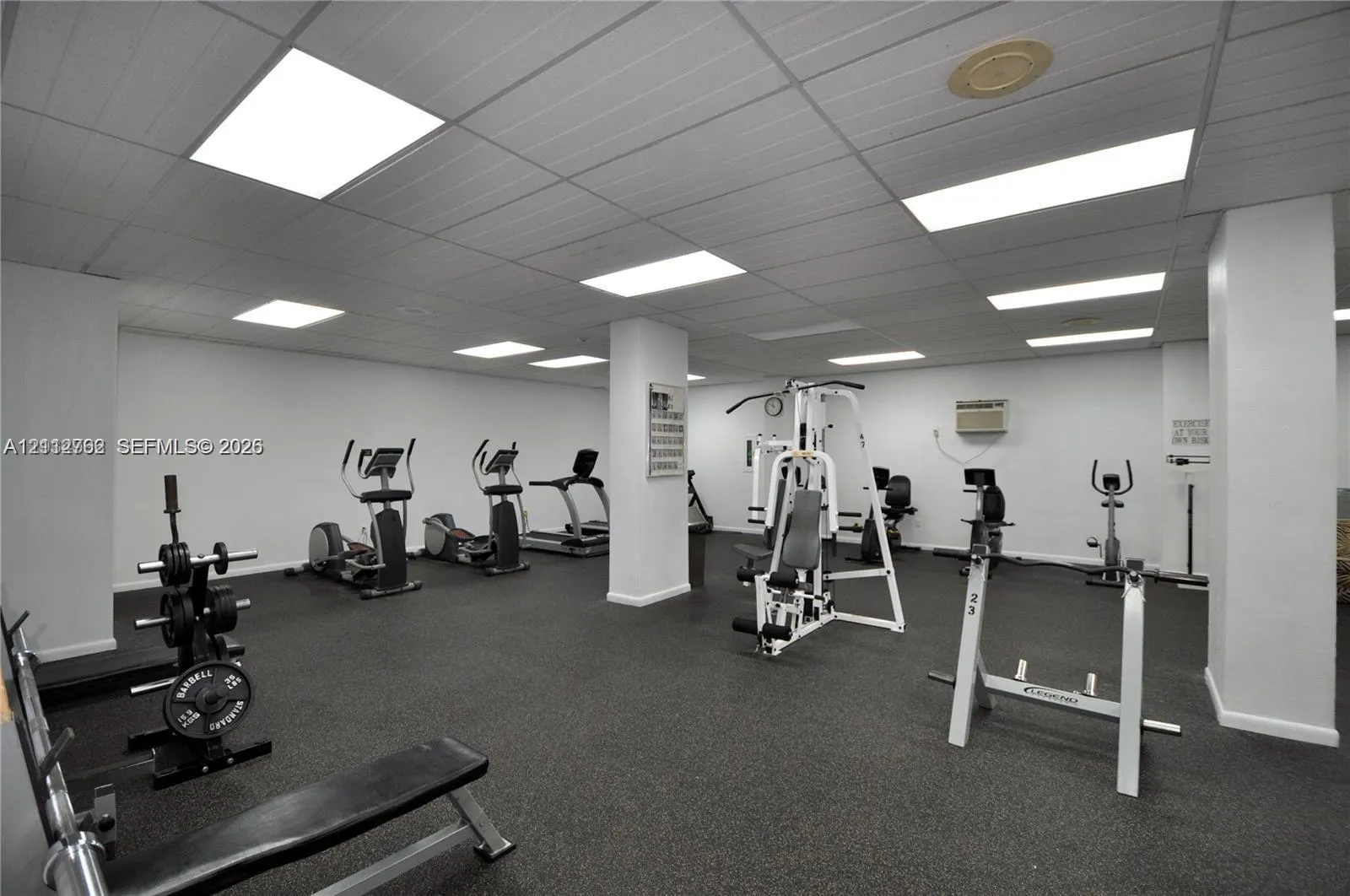 1865 S Ocean Drive #8I