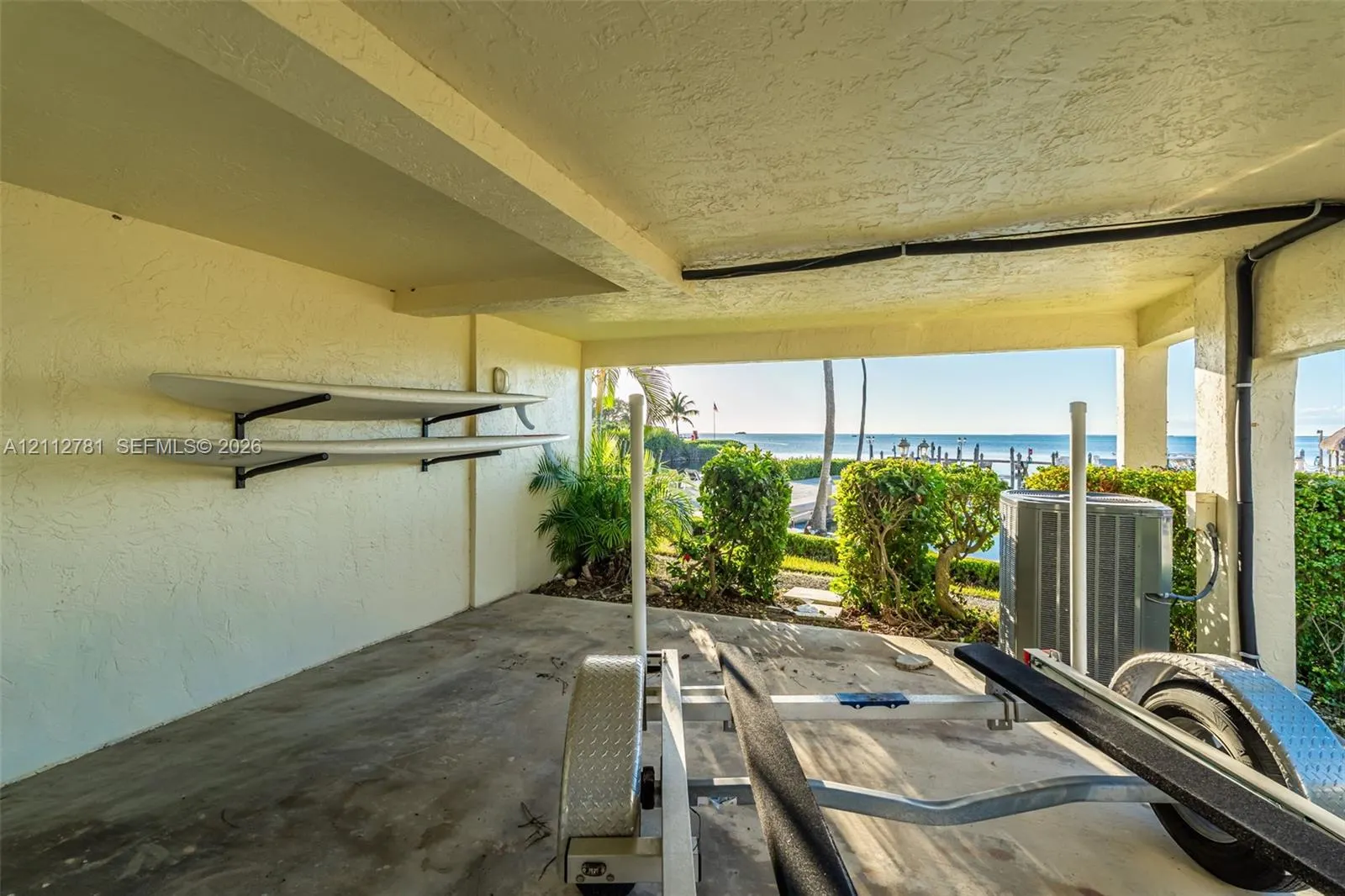 94220 Overseas Highway #1D