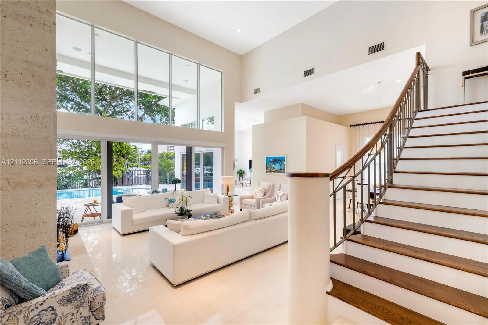 285 Las Brisas Court