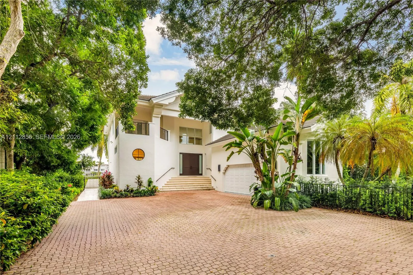 285 Las Brisas Court
