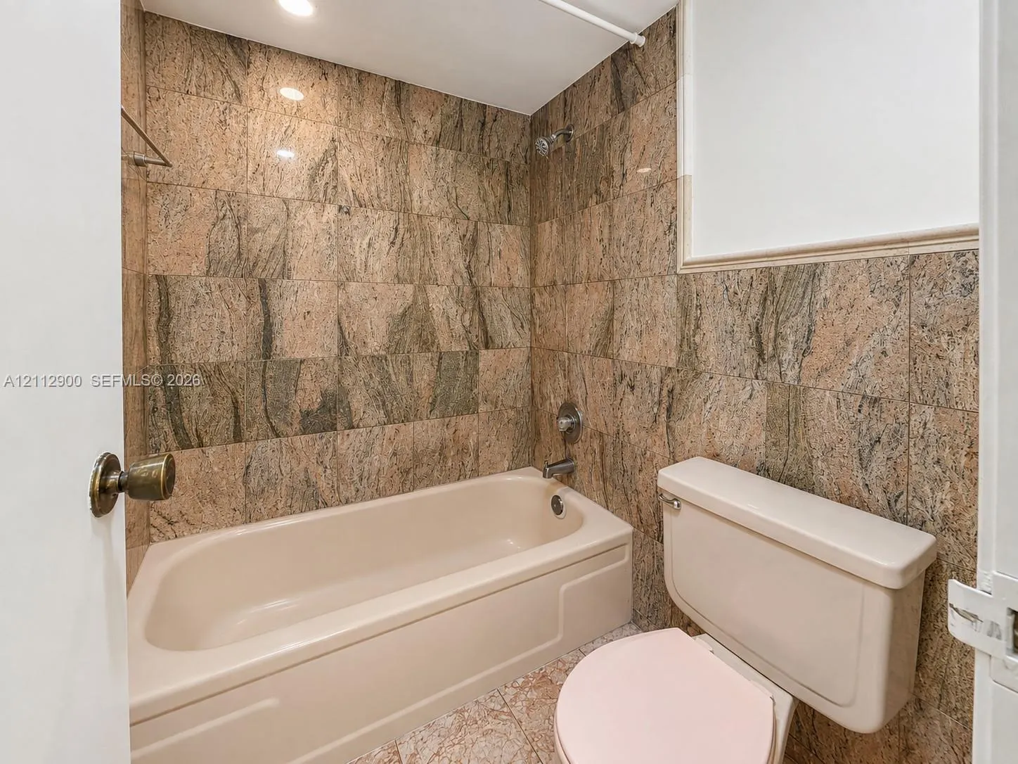 4384 NW 9th Avenue #18-2A