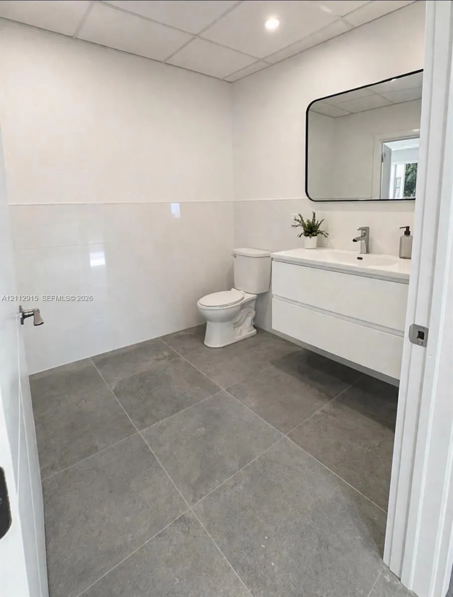 3100 NW 27th Avenue