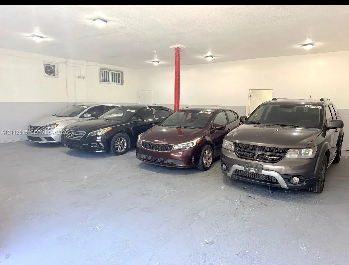 3100 NW 27th Avenue