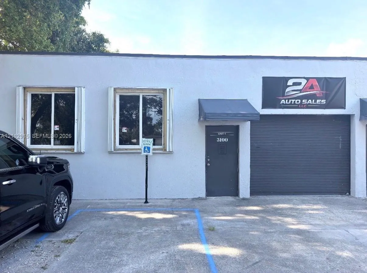 3100 NW 27th Avenue