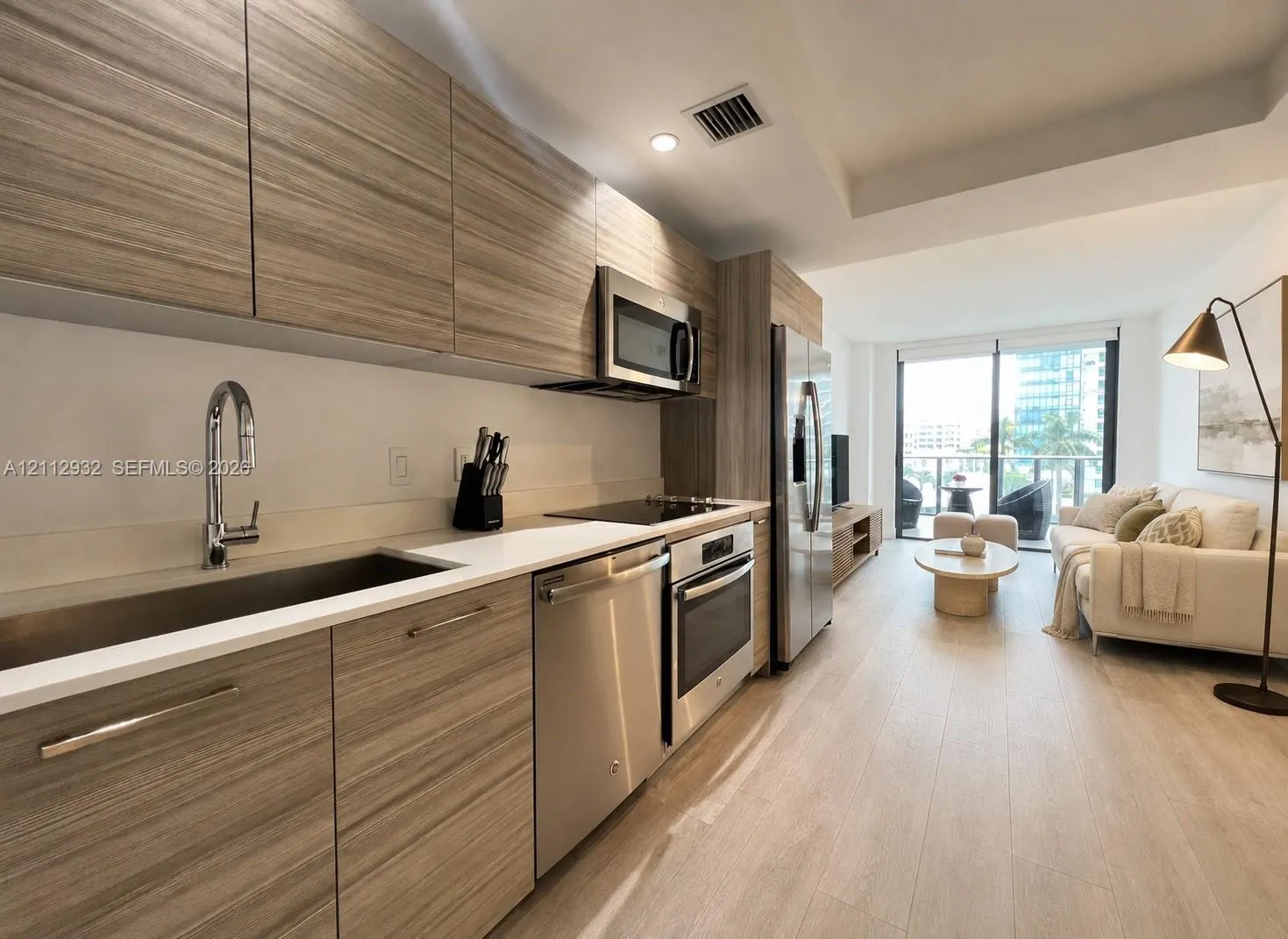 121 NE 34th Street #903