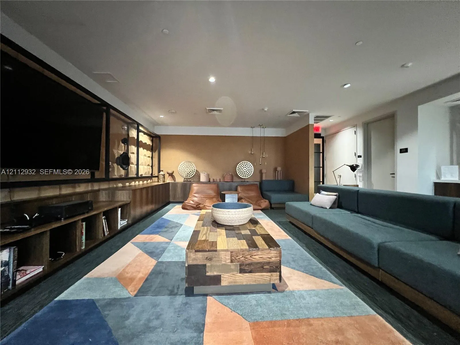 121 NE 34th Street #903