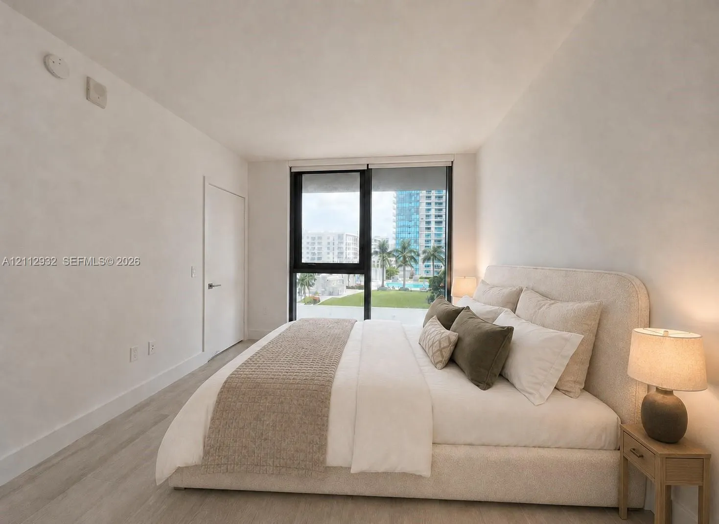 121 NE 34th Street #903