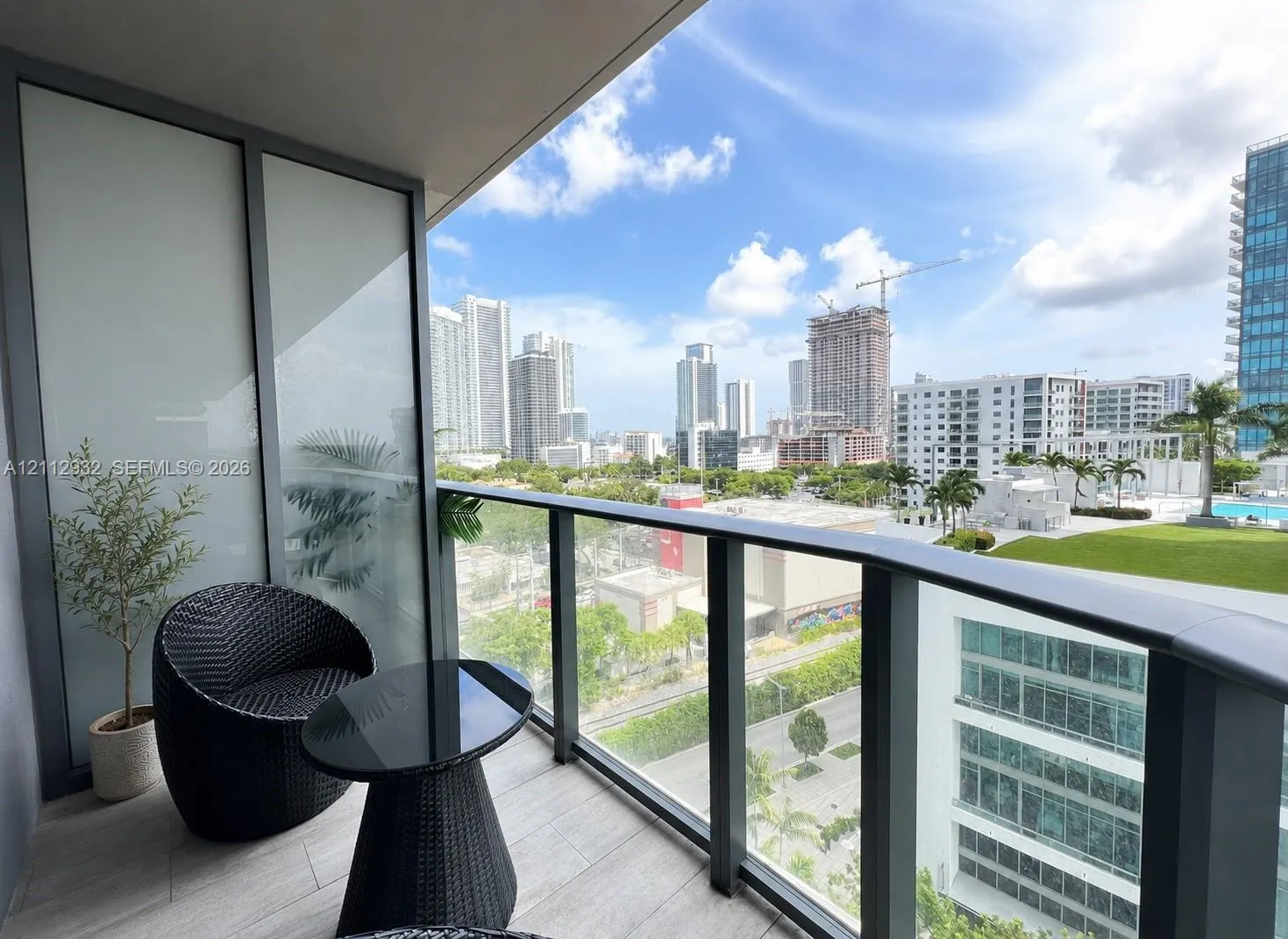 121 NE 34th Street #903
