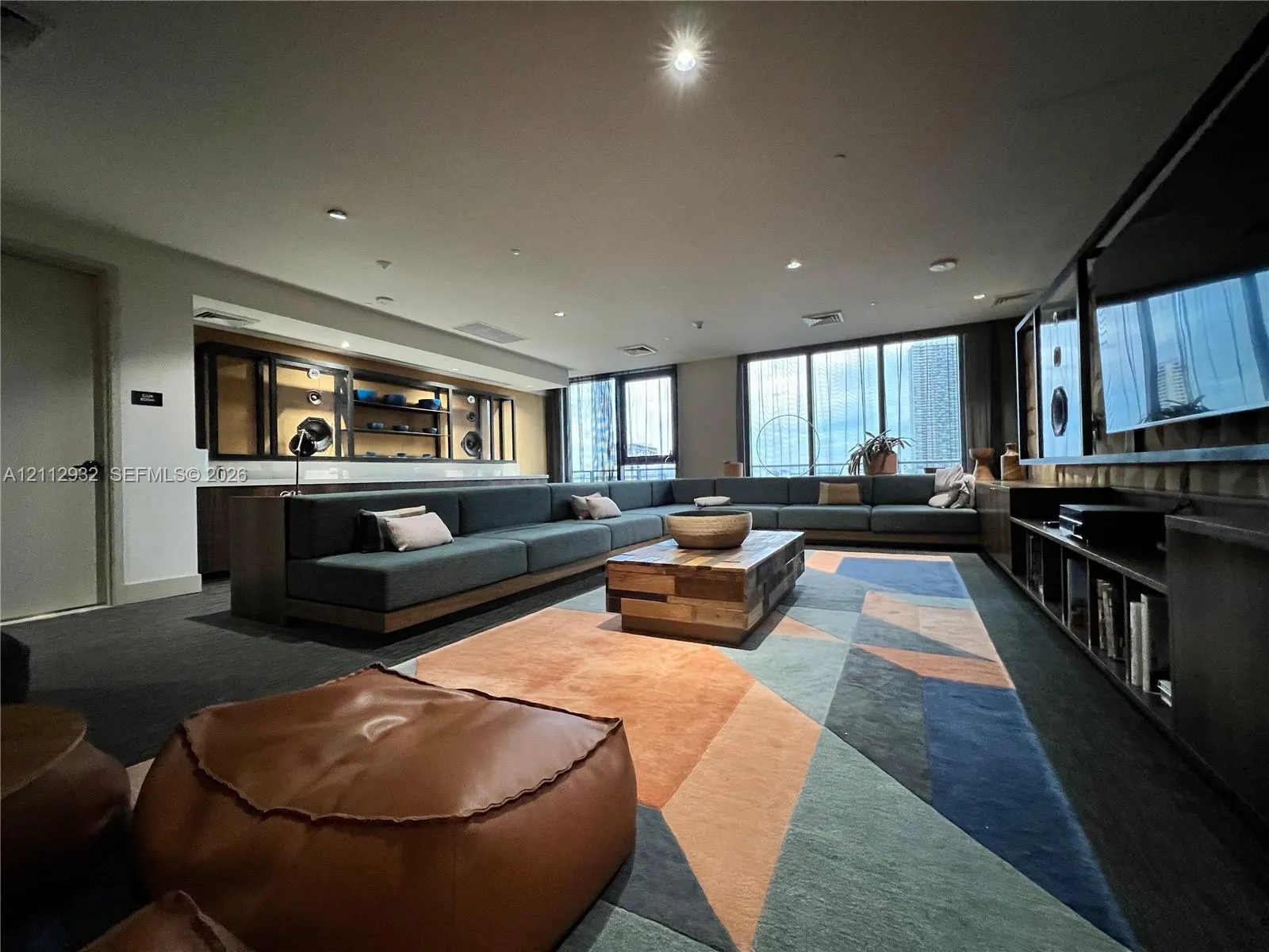 121 NE 34th Street #903
