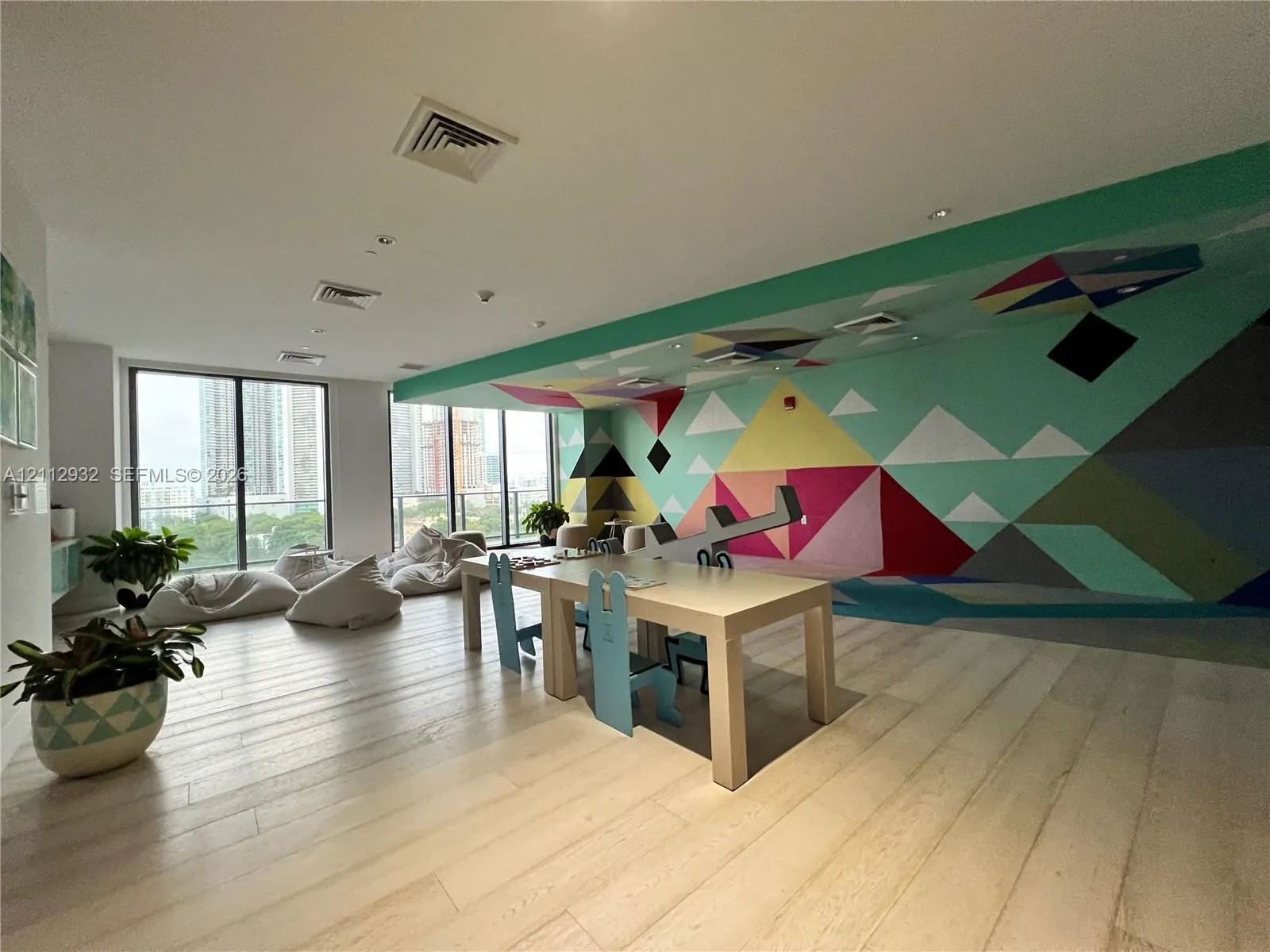 121 NE 34th Street #903