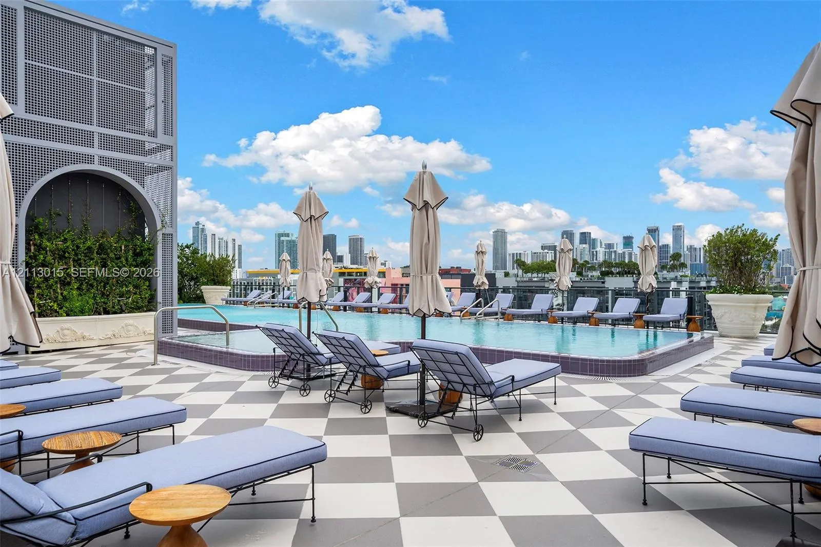 2700 NW 2nd Avenue #504