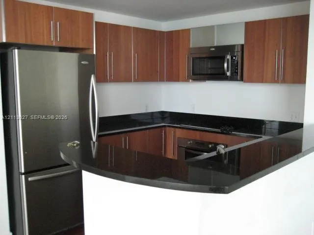 300 S Biscayne Boulevard #2710