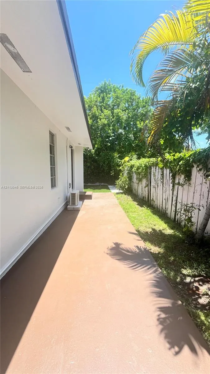 2931 NW 22nd Court #A
