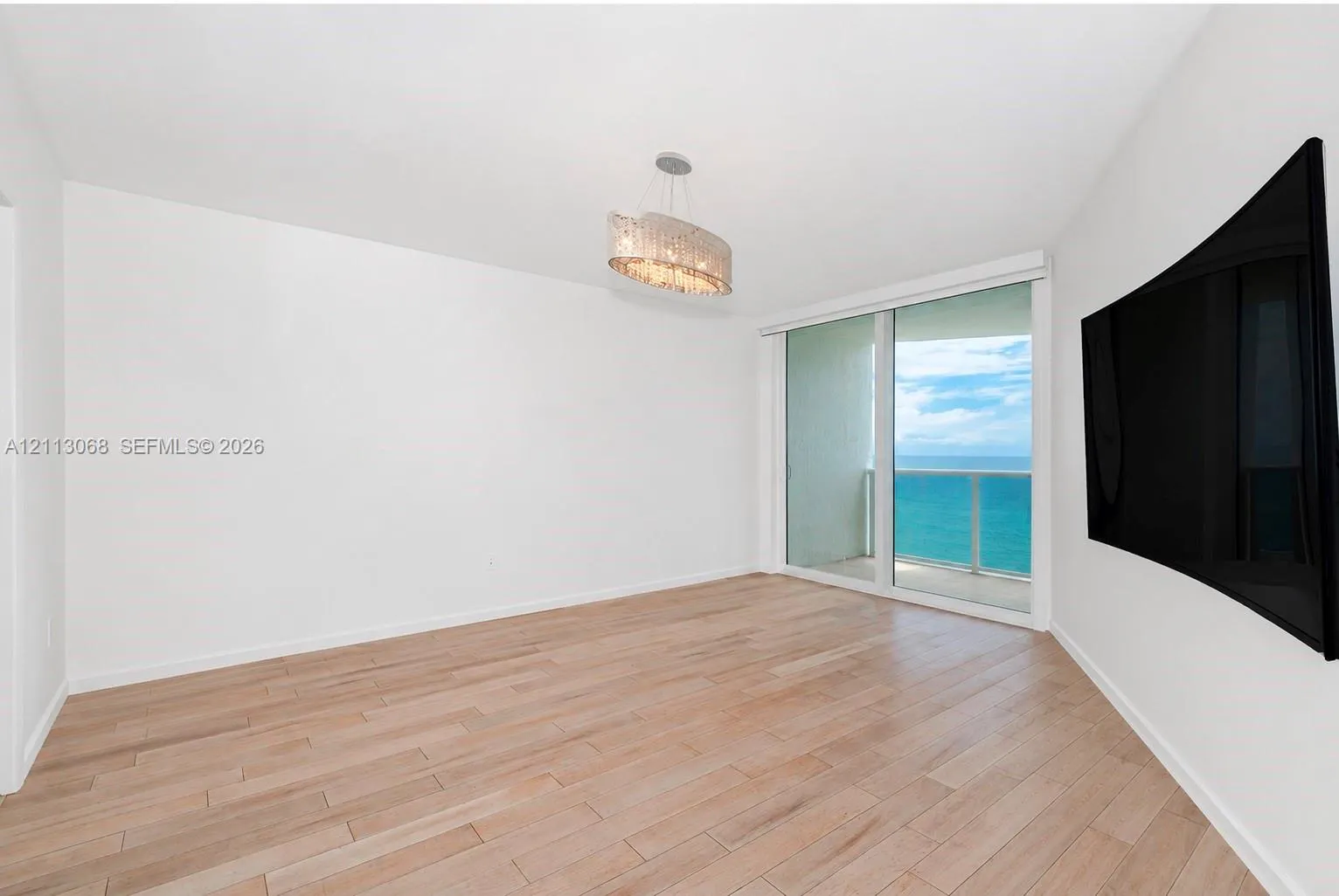 19111 Collins Avenue #1007