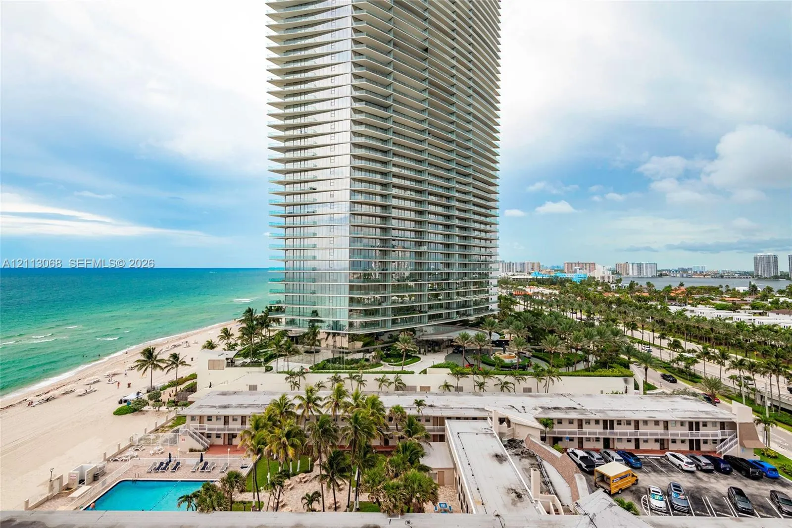 19111 Collins Avenue #1007