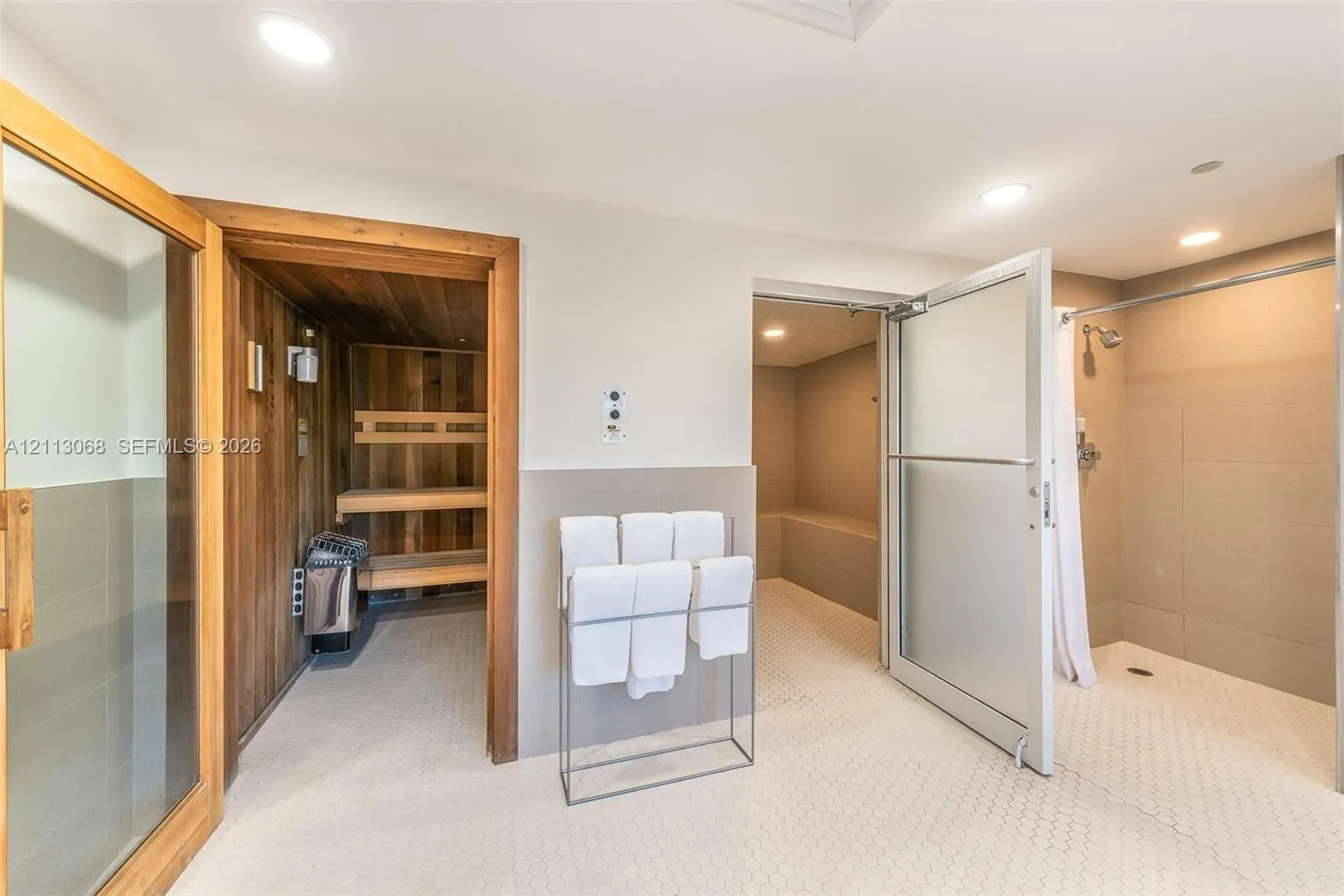 19111 Collins Avenue #1007