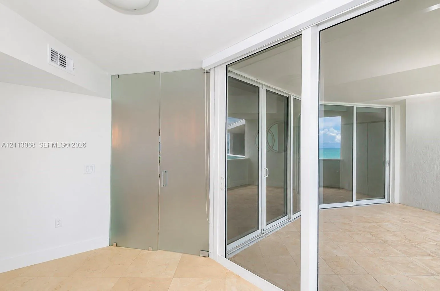 19111 Collins Avenue #1007