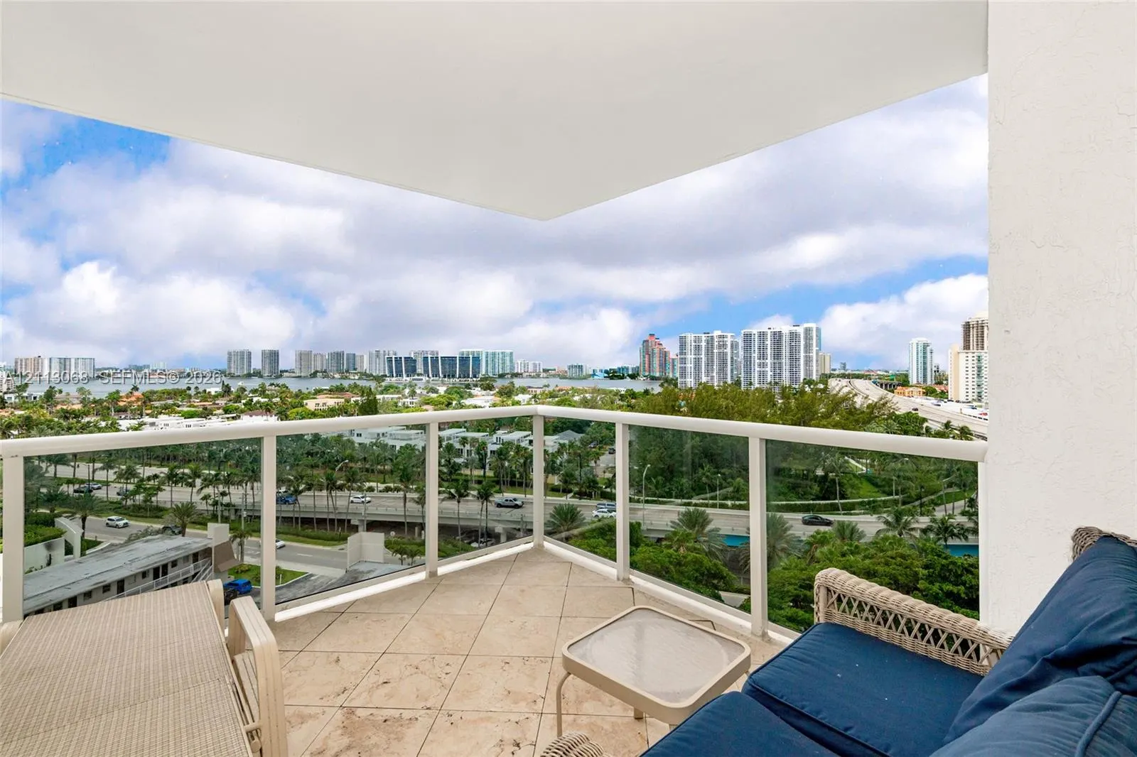 19111 Collins Avenue #1007